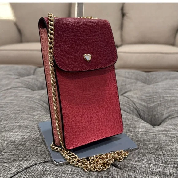 Coach Red Crossbody Bag with Gold Chain Strap. - Picture 4 of 8